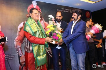 TSR Felicitates Gautamiputra Satakarni Team